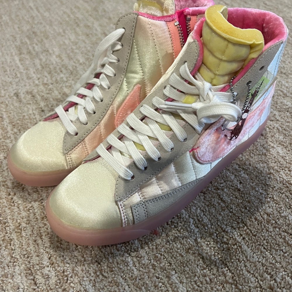 Brand new Nike high tops. Satin, comfy, size 7. Husband threw box away.